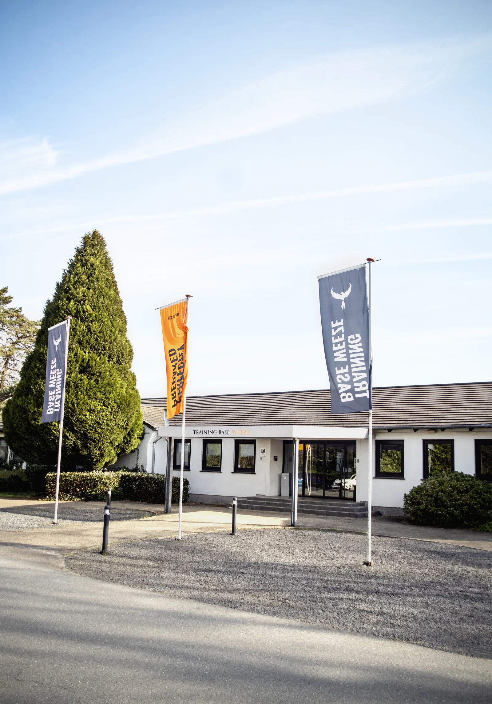 training-base-weeze-perfectly-prepared